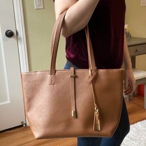Vince Camuto Leila Tote